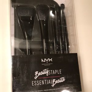 NYX BRUsh SET